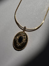 Load image into Gallery viewer, Vintage Inspired Sapphire Necklace
