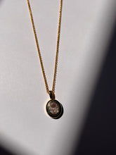 Load image into Gallery viewer, Antique Oval Necklace
