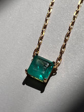 Load image into Gallery viewer, Ivy Pendant Necklace
